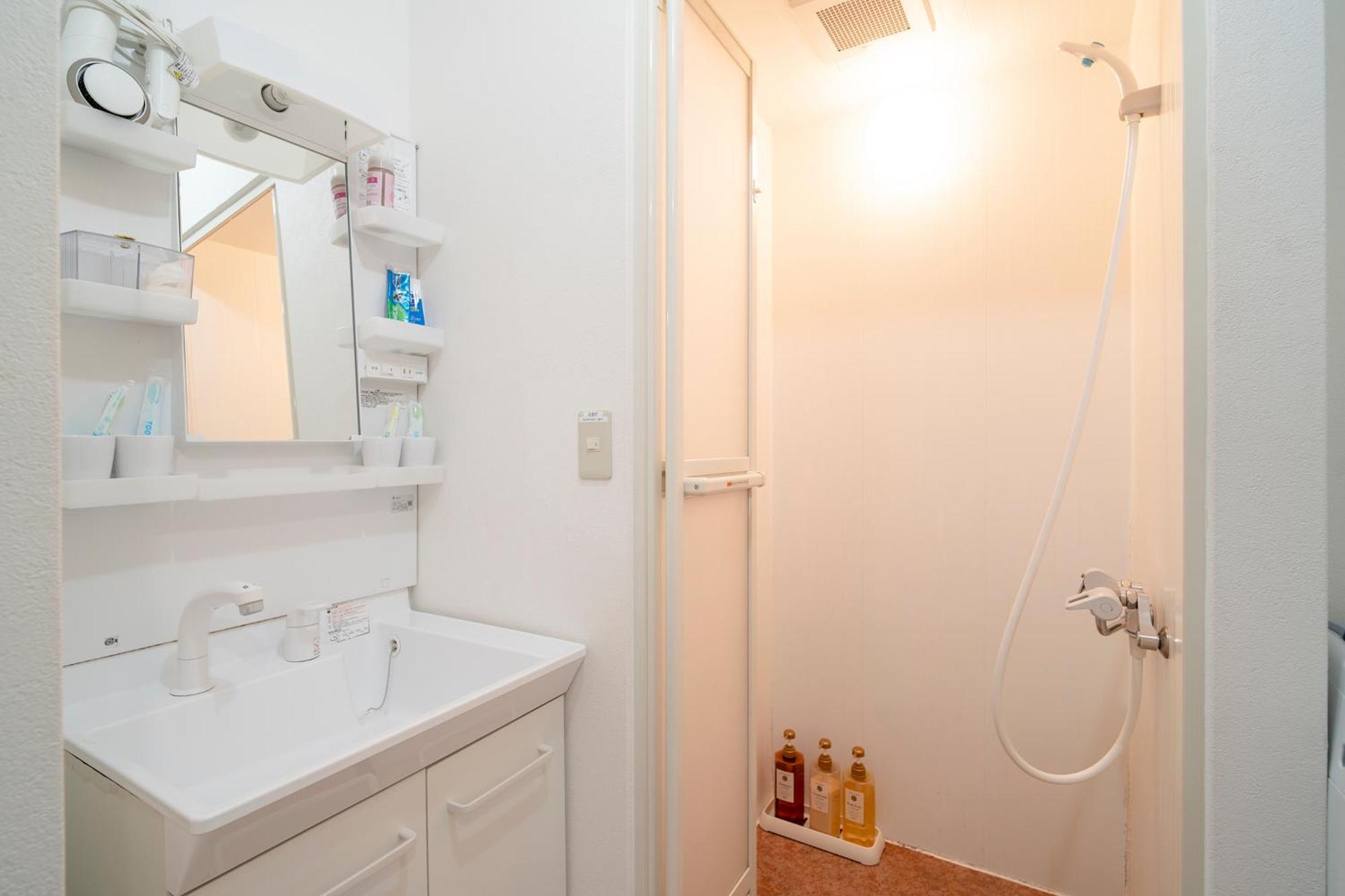 Villa 独栋房源/全新装修全新一户建/适合家庭入住/近秋叶原/浅草/可容纳8人/一线直达新宿/银座 Präfektur Tokio Exterior foto